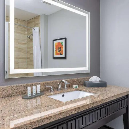 La Quinta By Wyndham Allen At The Village Extérieur photo