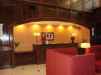 Hotel La Quinta By Wyndham At The Village Allen
