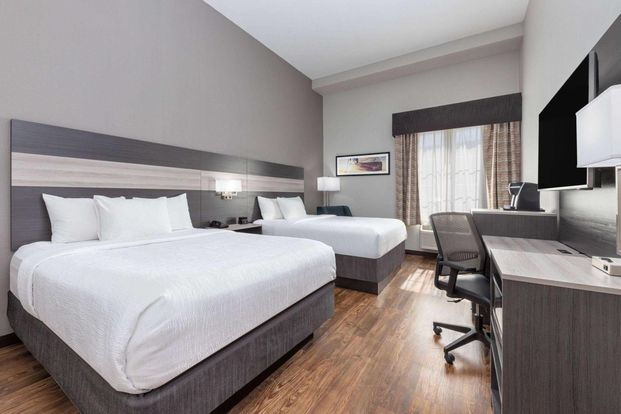 La Quinta By Wyndham At The Village Allen