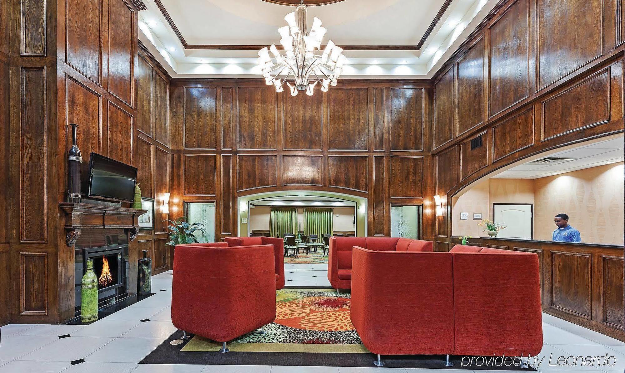 Hotel La Quinta By Wyndham At The Village 3*
